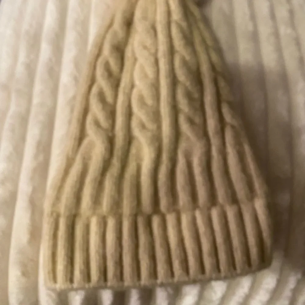 Cream Beanie with Giant puff - Picture 3 of 5